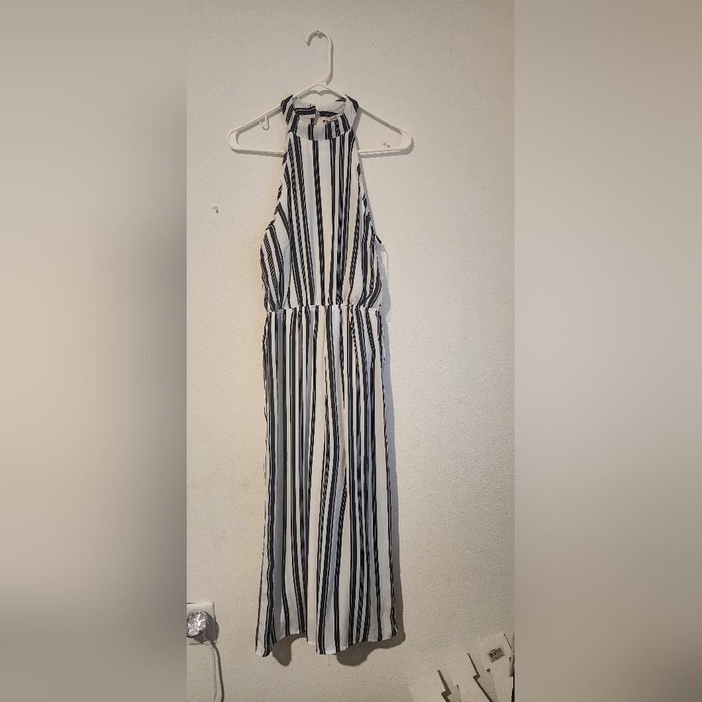 Charlotte russe, wide leg, jumpsuit, white and black, stripped